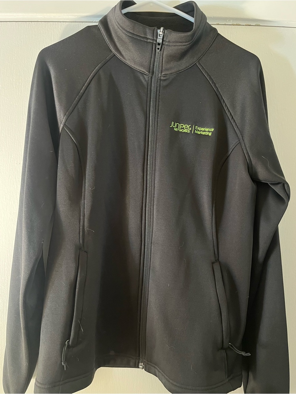 North Face Full-Zip Softshell Jacket 🖤🐞